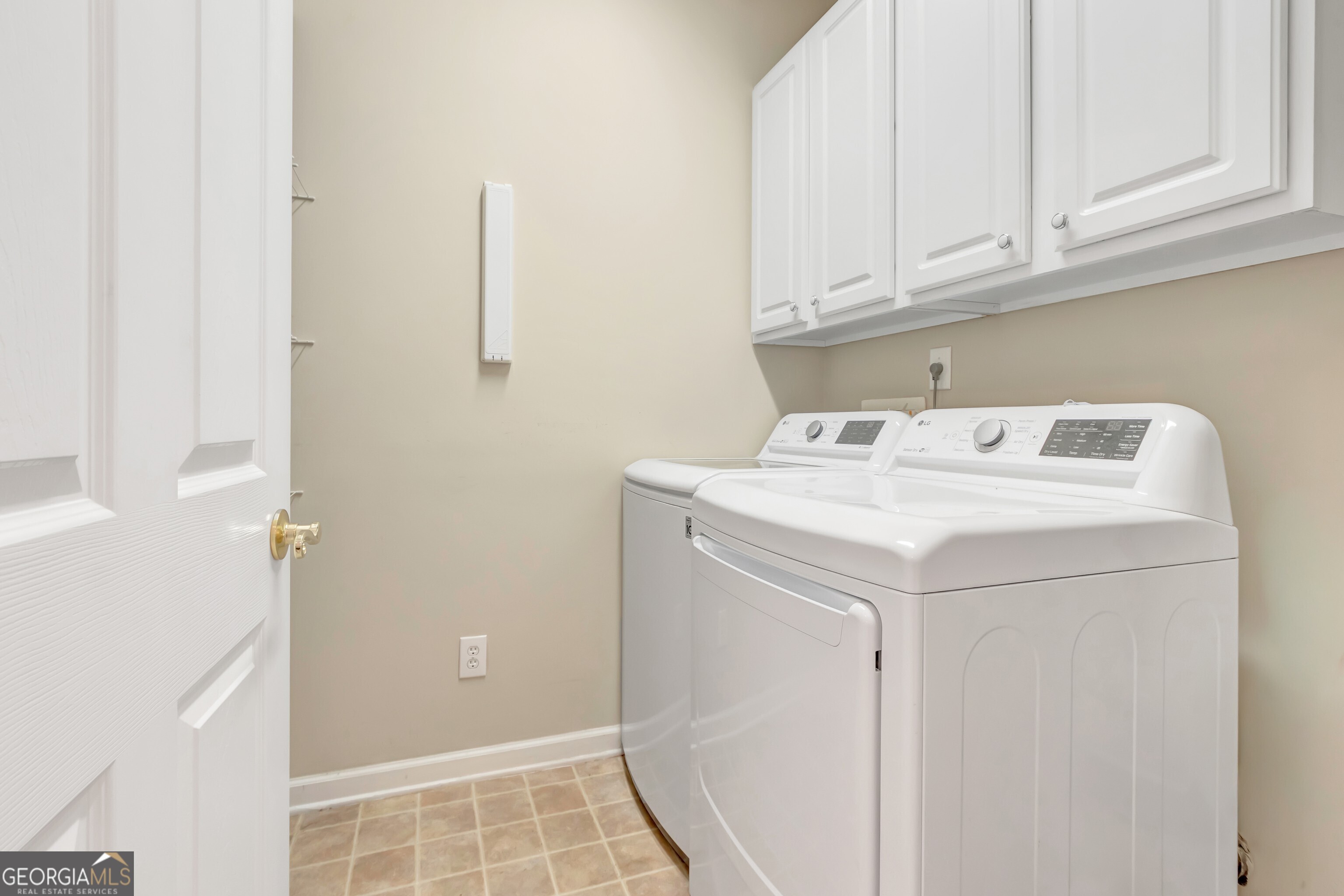 15 Downing Court Newnan GA 30265