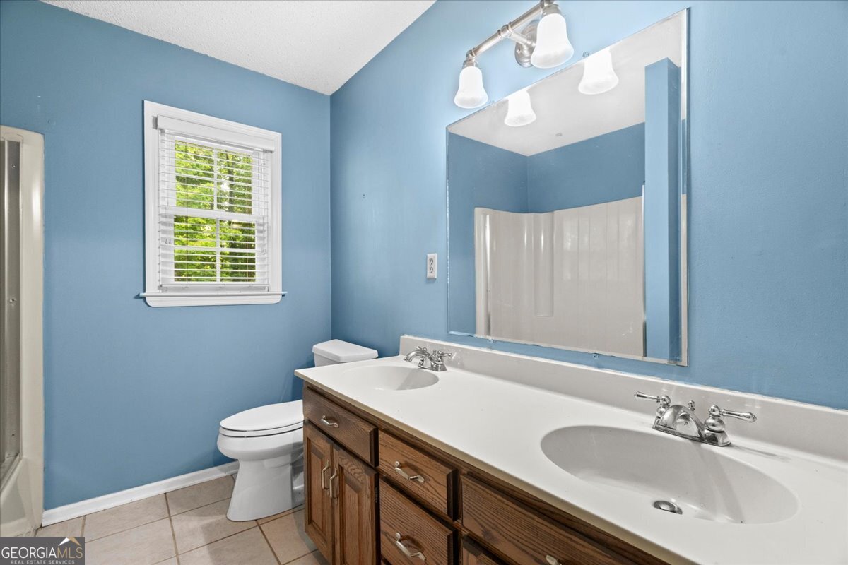 4700 Loftwood Drive Cohutta GA 30710