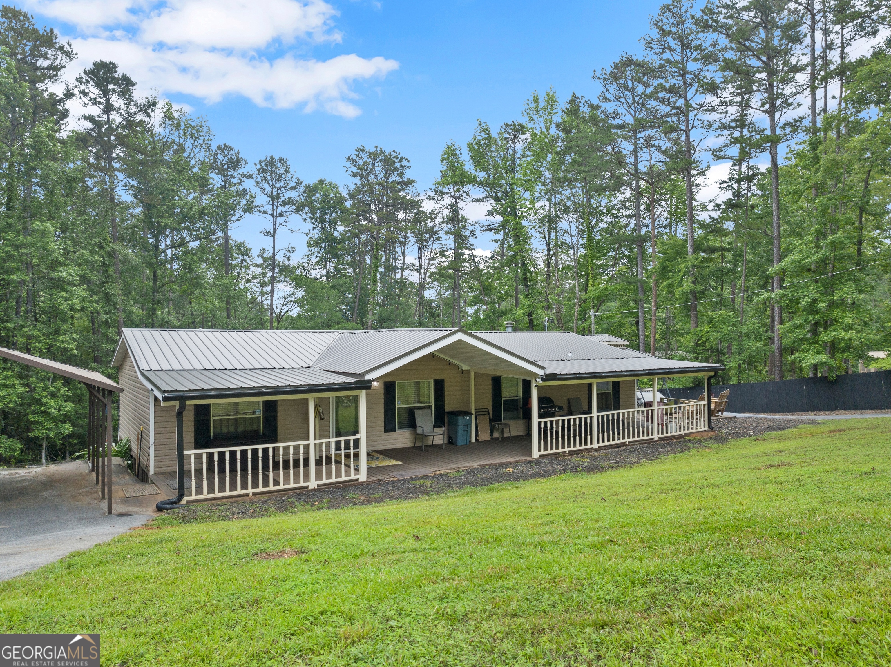 679 Suttles Road Martin GA 30557