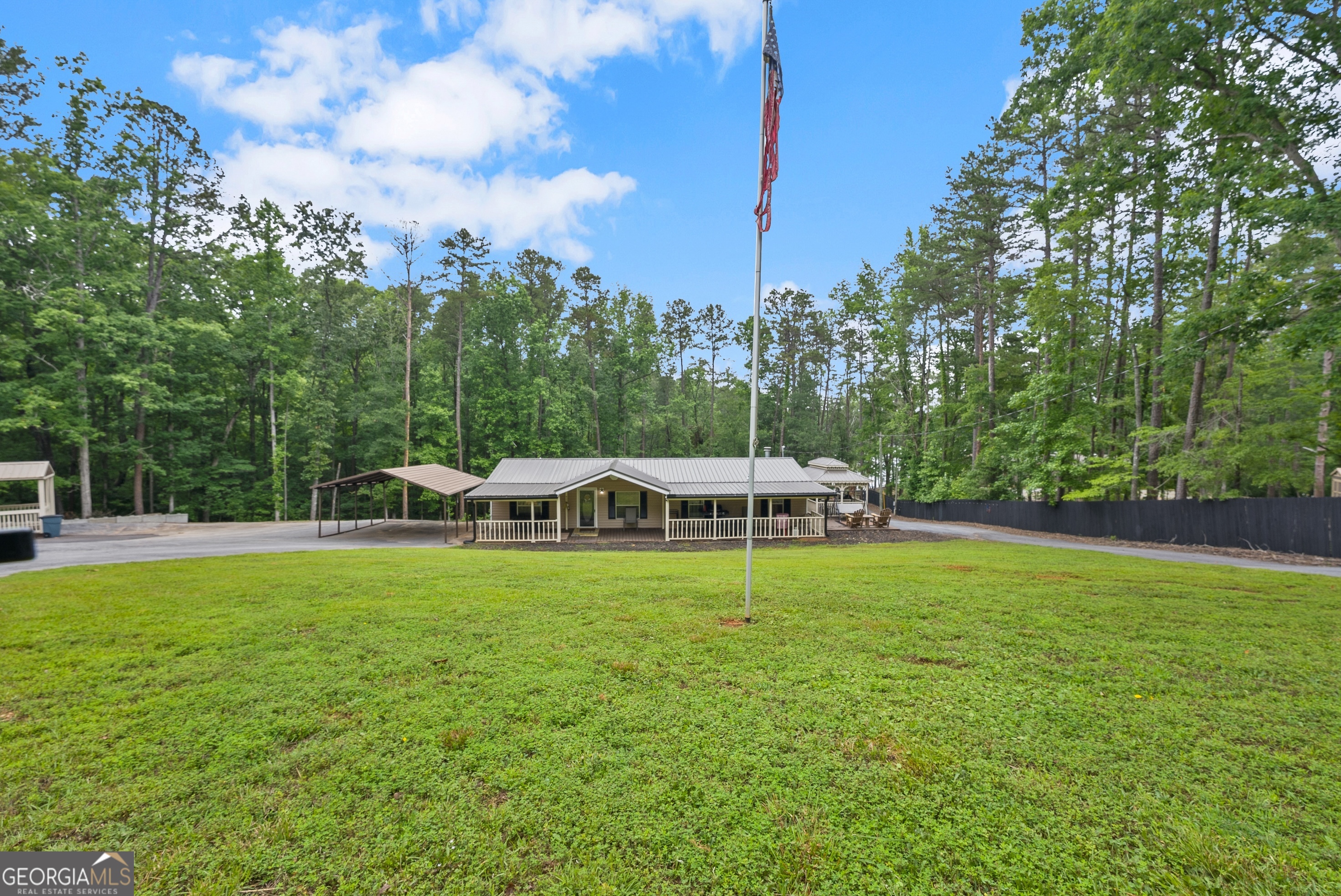 679 Suttles Road Martin GA 30557