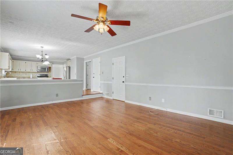 2072 Perrin Drive Lawrenceville GA 30043