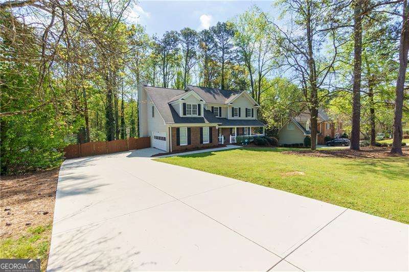 2072 Perrin Drive Lawrenceville GA 30043