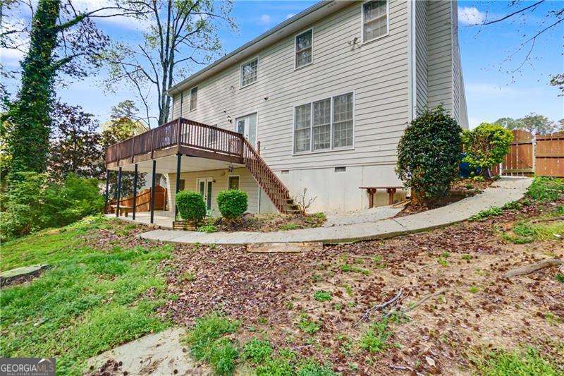 2072 Perrin Drive Lawrenceville GA 30043
