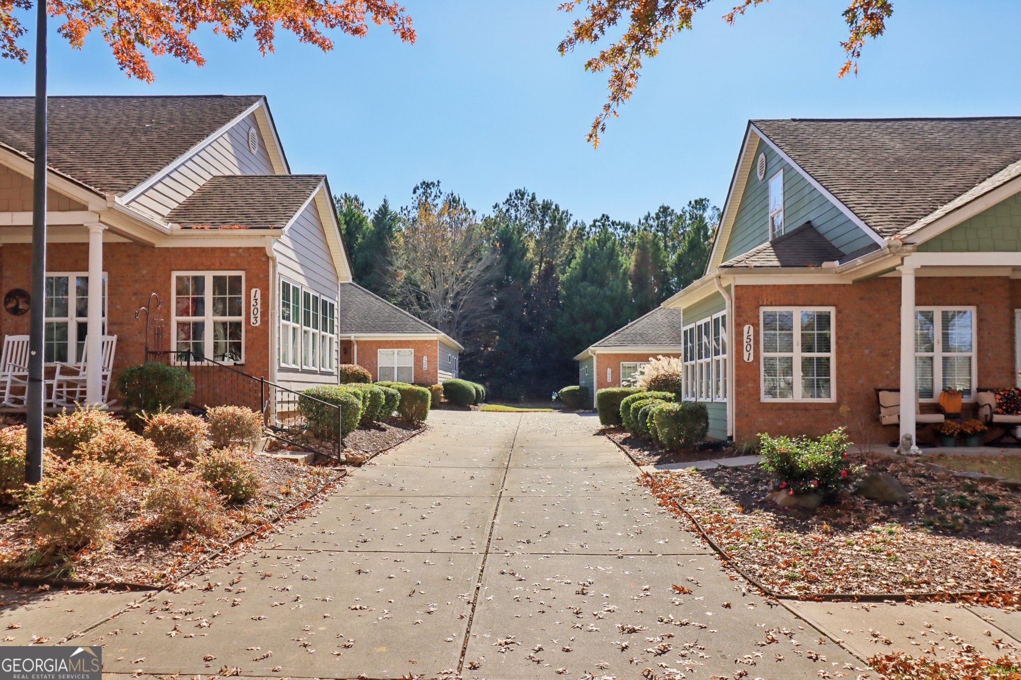1502 Commonwealth Circle Newnan GA 30263