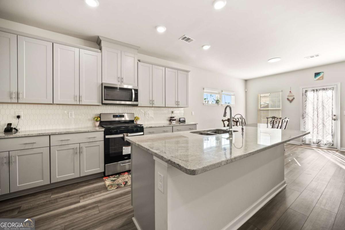 319 Canal Way Woodstock GA 30188