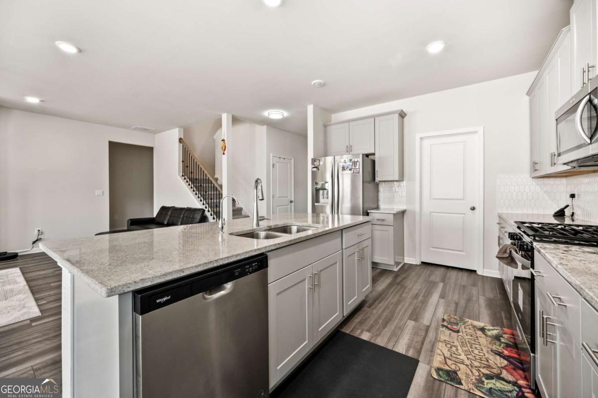 319 Canal Way Woodstock GA 30188