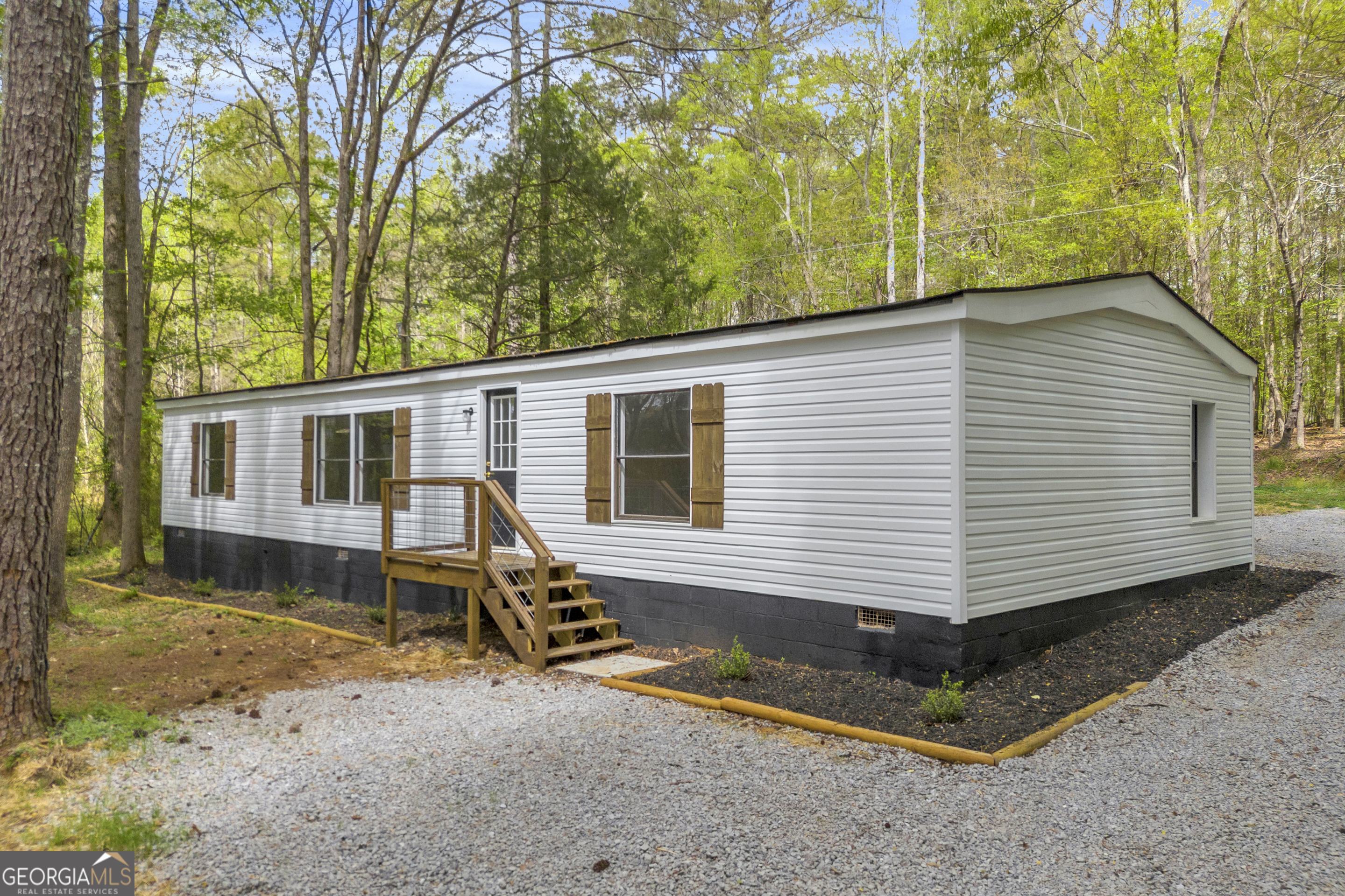 1144 Wolfskin Road Arnoldsville GA 30619
