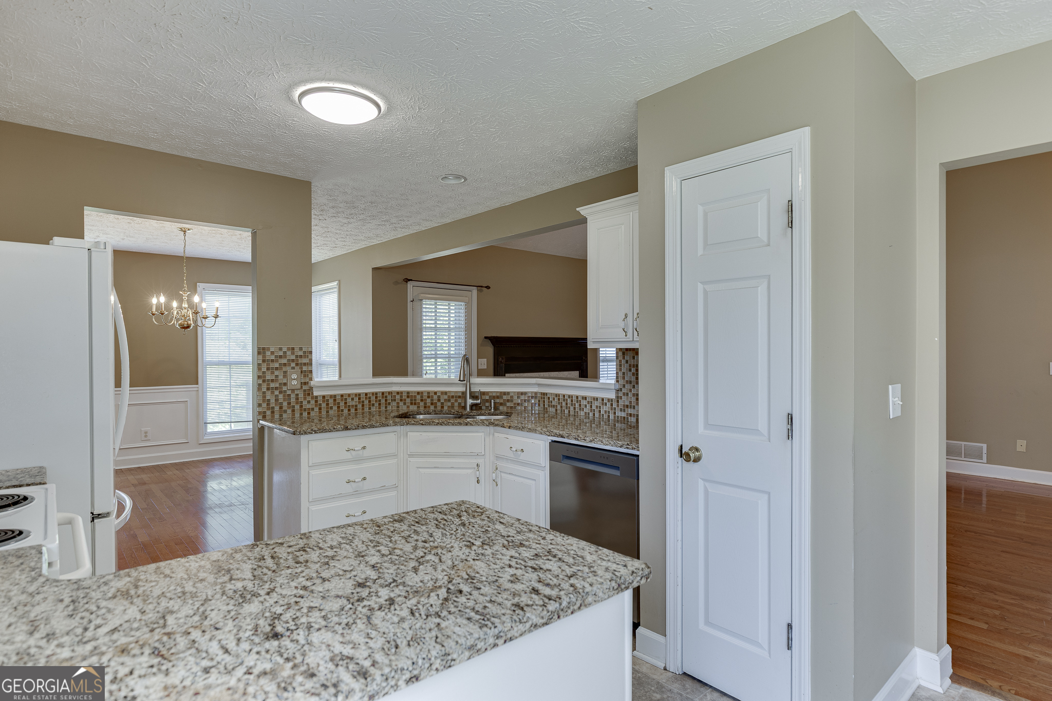 5972 River Oaks Drive Flowery Branch GA 30542