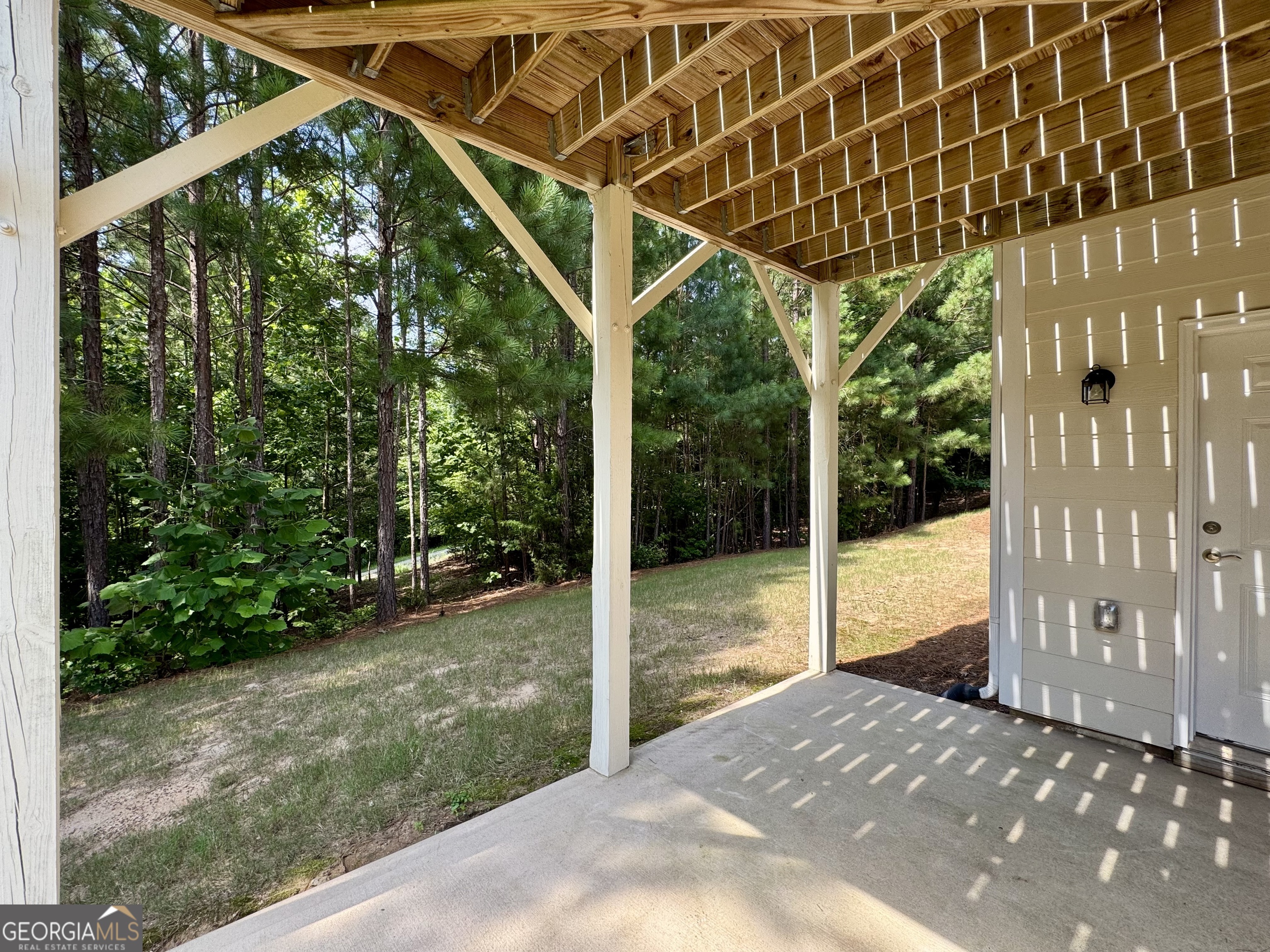 1091 Lakefront Court Greensboro GA 30642