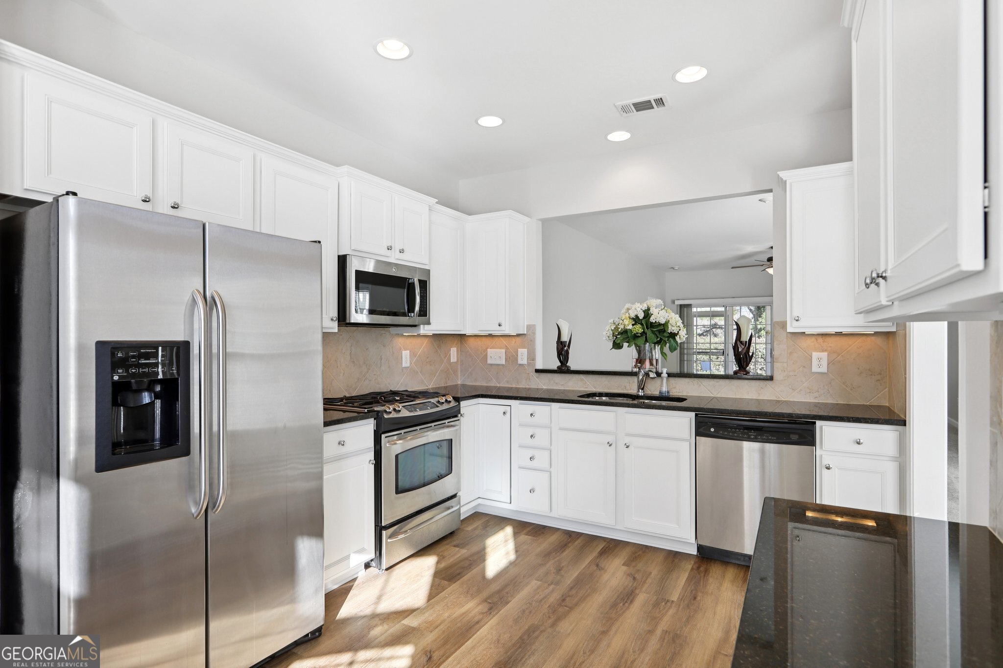 6221 Greenstone Circle Hoschton GA 30548
