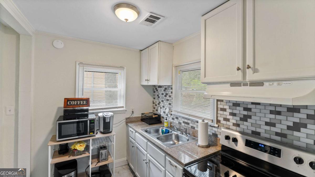 1337 Westmont Road SW Atlanta GA 30311