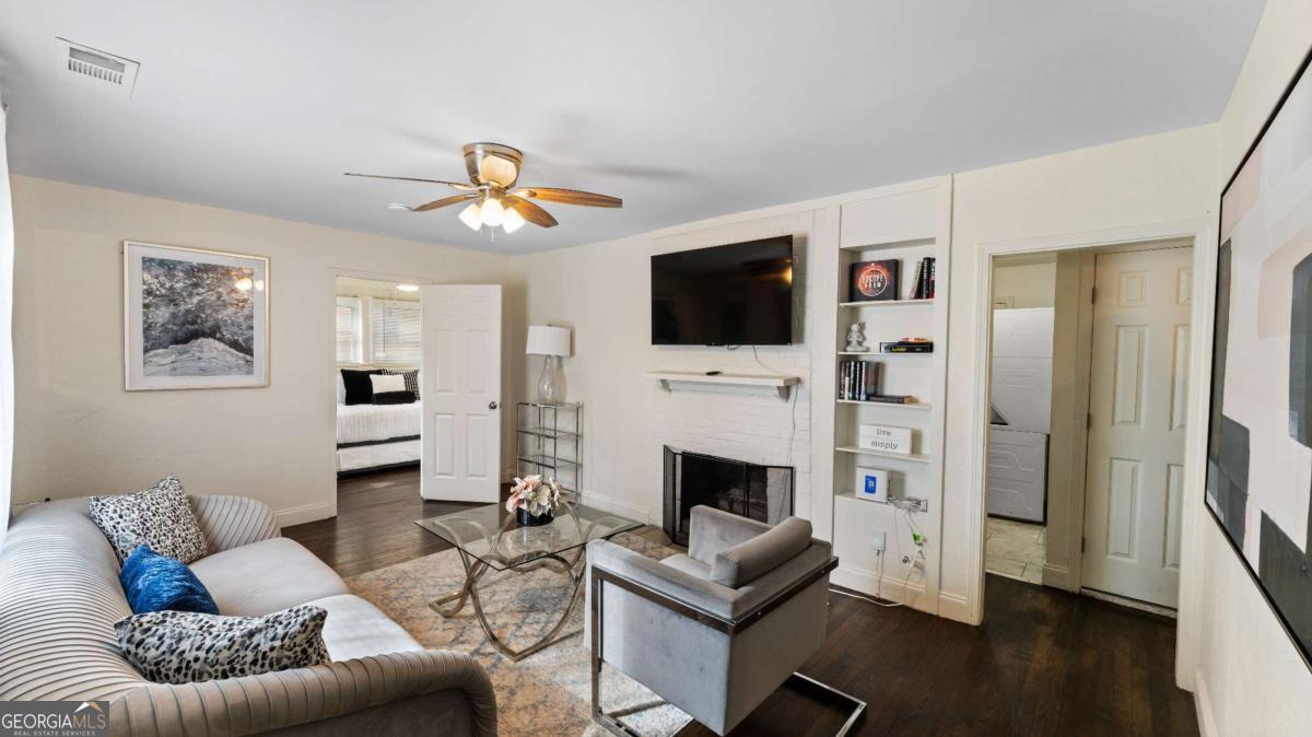 1337 Westmont Road SW Atlanta GA 30311