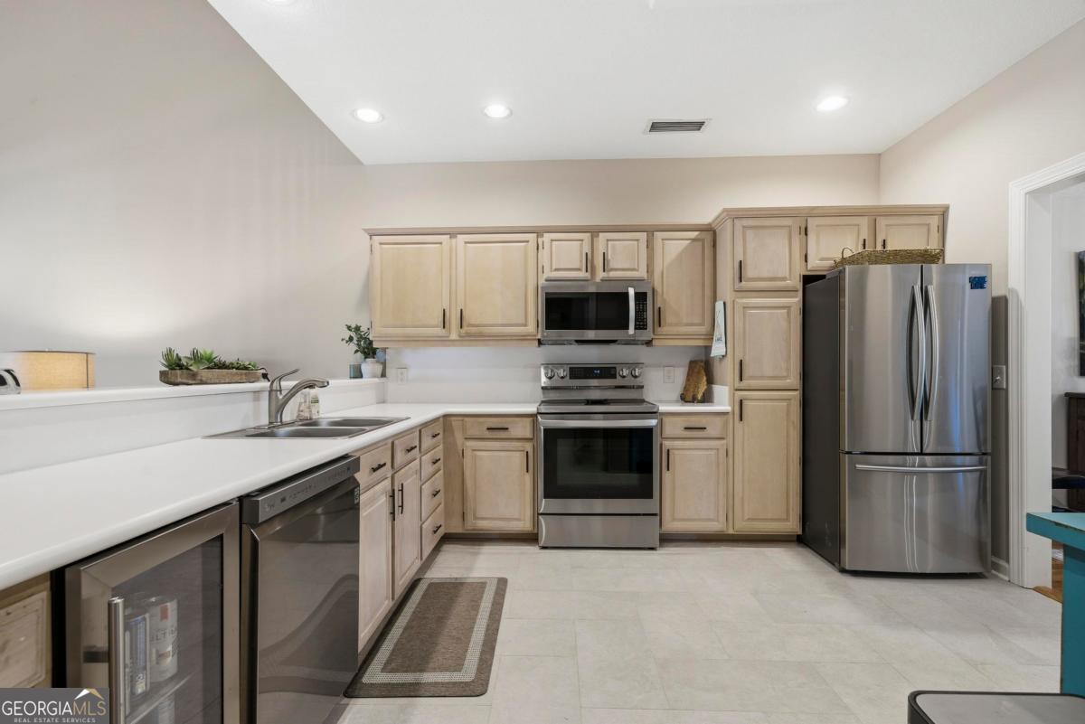 1073 Wharfside Court Greensboro GA 30642