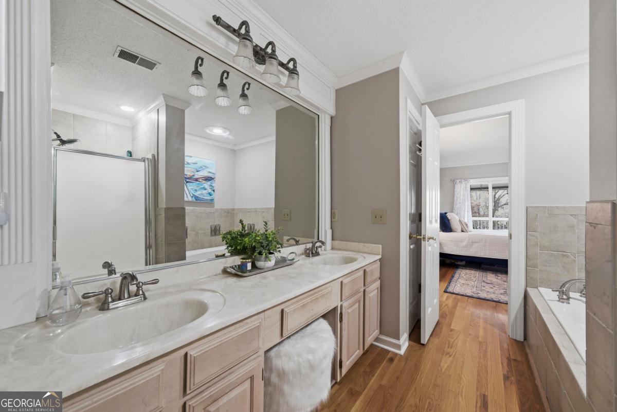 1073 Wharfside Court Greensboro GA 30642