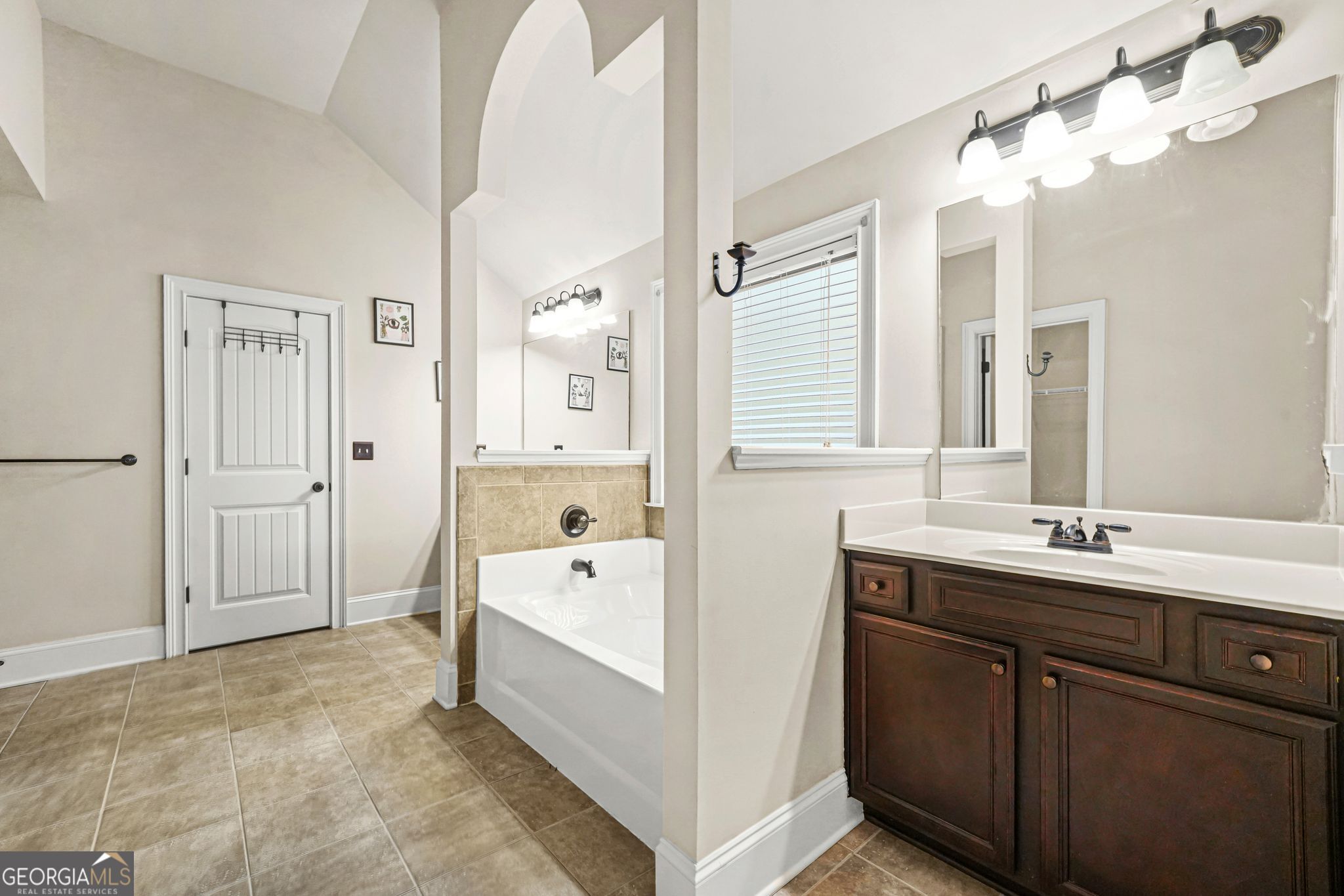 882 Nestling Drive Lawrenceville GA 30045