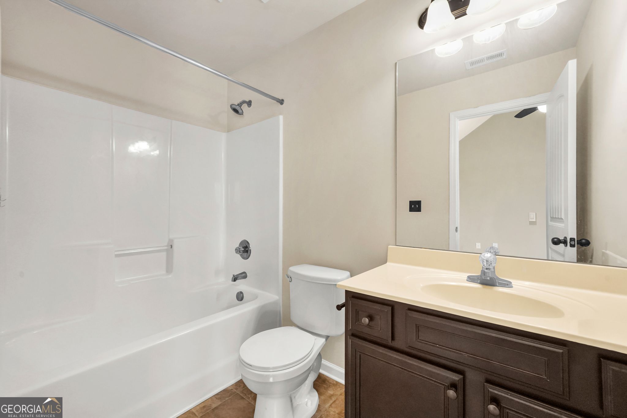 882 Nestling Drive Lawrenceville GA 30045