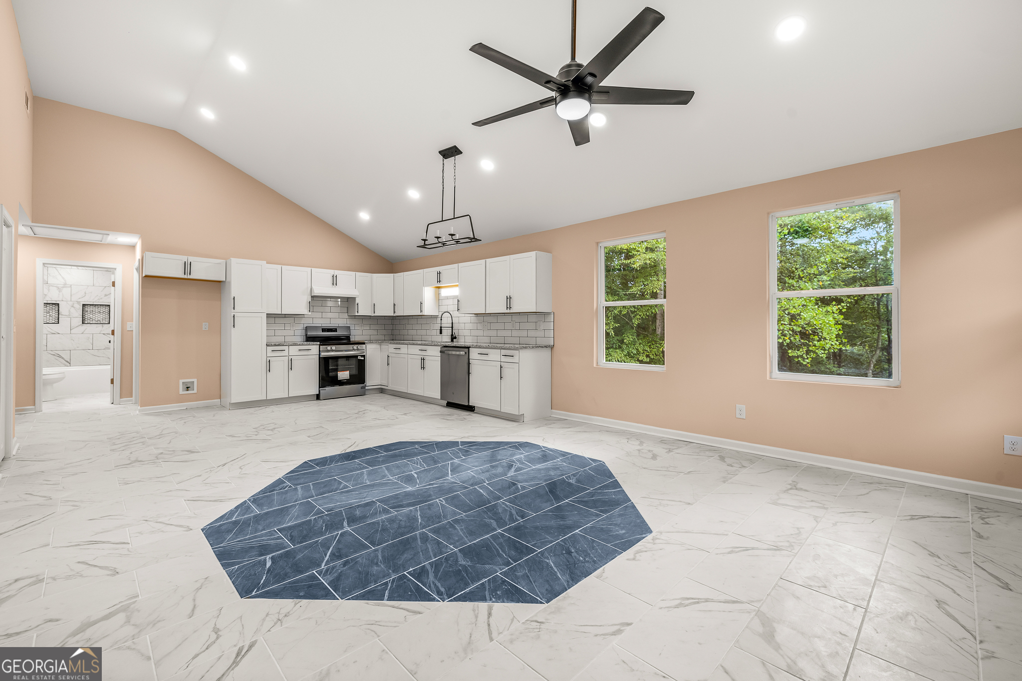 596 Watson Street Toccoa GA 30577