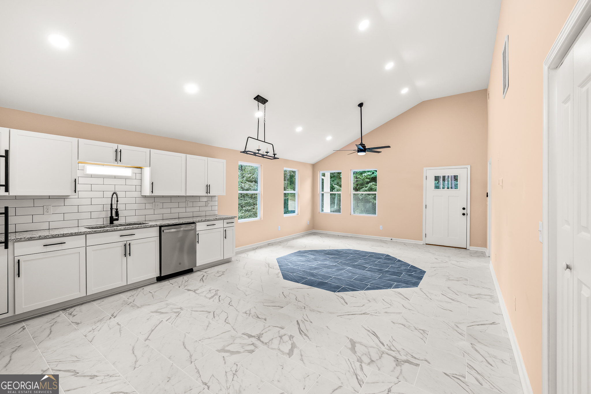 596 Watson Street Toccoa GA 30577