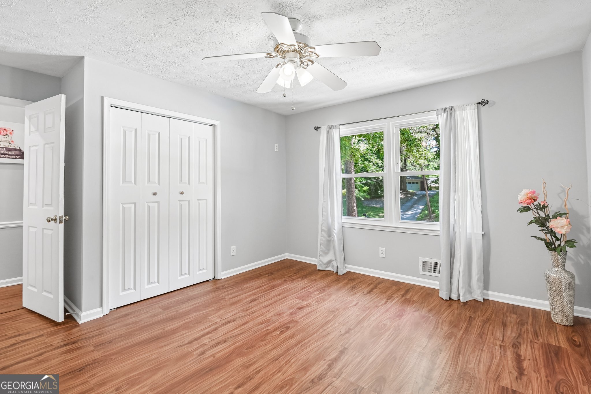 889 Valley Creek Drive Stone Mountain GA 30083