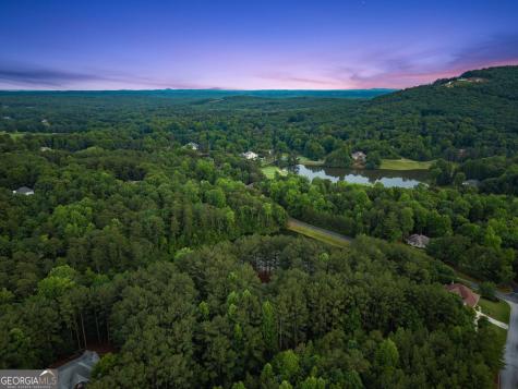 404 Golden Delicious Road Clarkesville GA 30523
