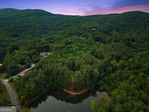 404 Golden Delicious Road Clarkesville GA 30523