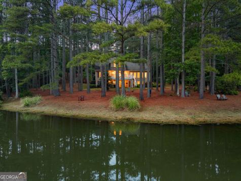 404 Golden Delicious Road Clarkesville GA 30523