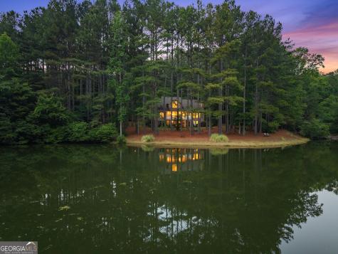 404 Golden Delicious Road Clarkesville GA 30523