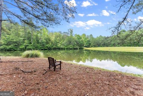 404 Golden Delicious Road Clarkesville GA 30523