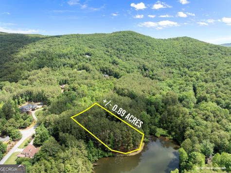 404 Golden Delicious Road Clarkesville GA 30523