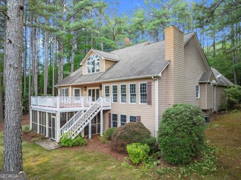 404 Golden Delicious Road Clarkesville GA 30523