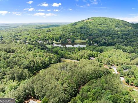 404 Golden Delicious Road Clarkesville GA 30523