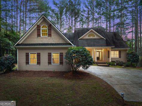 404 Golden Delicious Road Clarkesville GA 30523