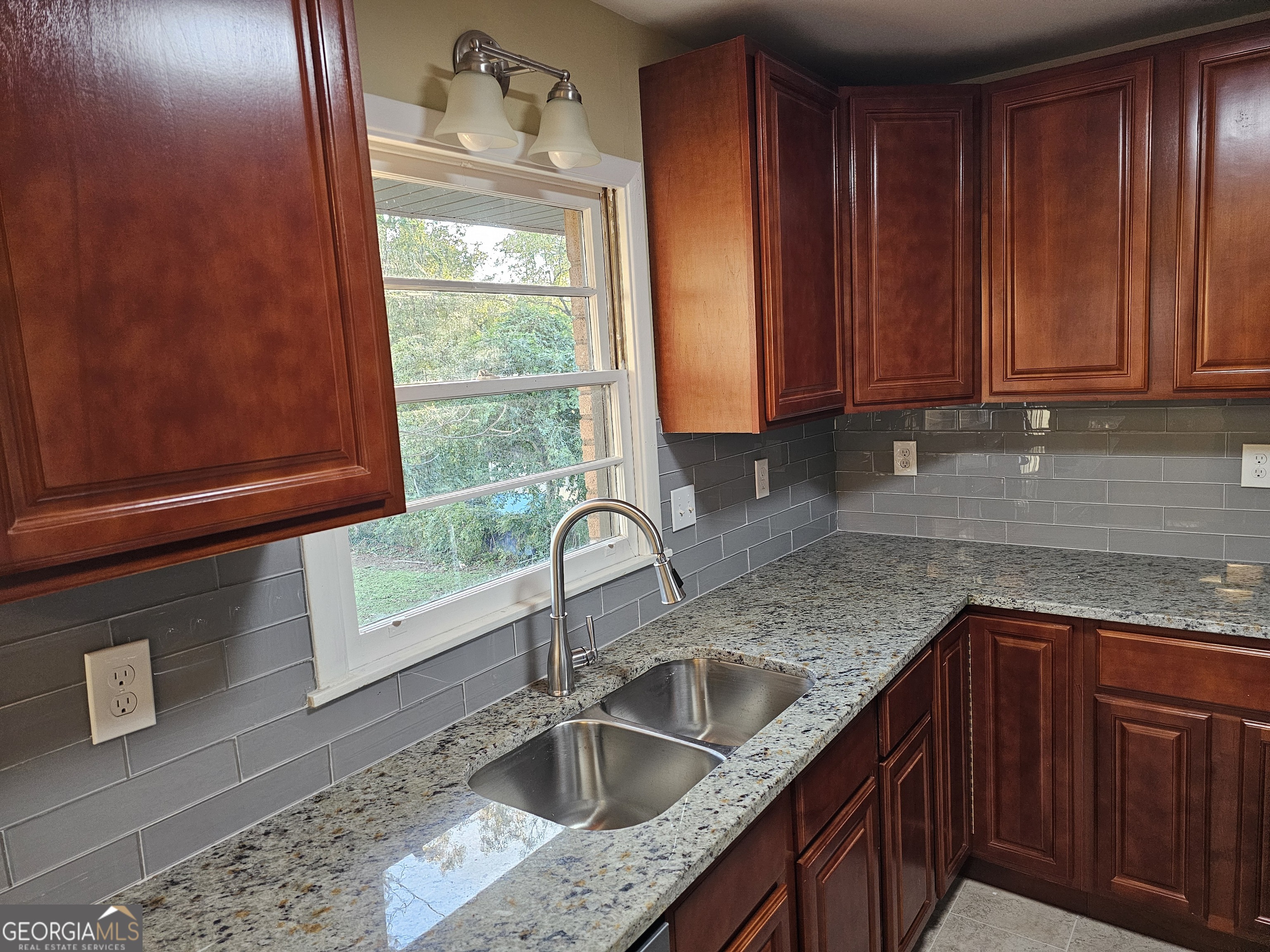 655 Shellnut Drive Forest Park GA 30297