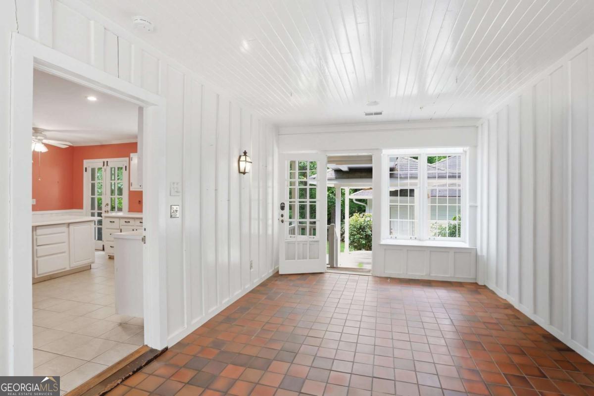 544 Bouldercrest Drive SW Marietta GA 30064