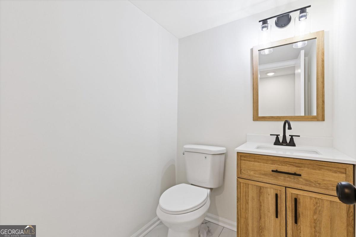 942 Hearthstone Drive Stone Mountain GA 30083