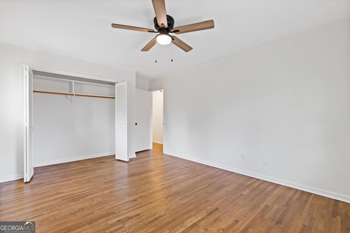 942 Hearthstone Drive Stone Mountain GA 30083