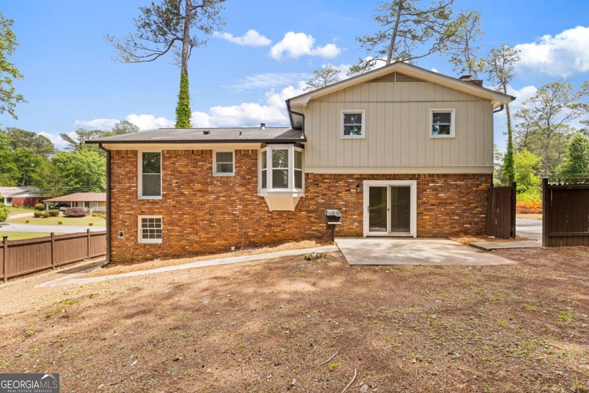 942 Hearthstone Drive Stone Mountain GA 30083