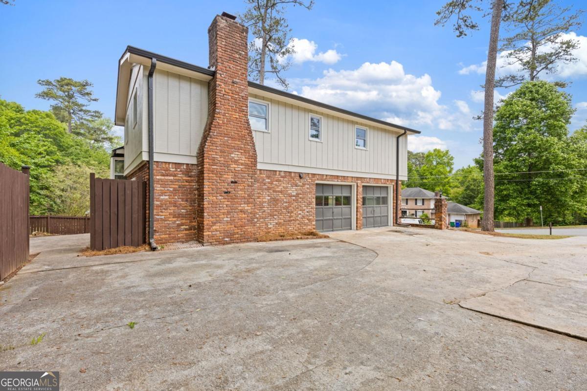 942 Hearthstone Drive Stone Mountain GA 30083