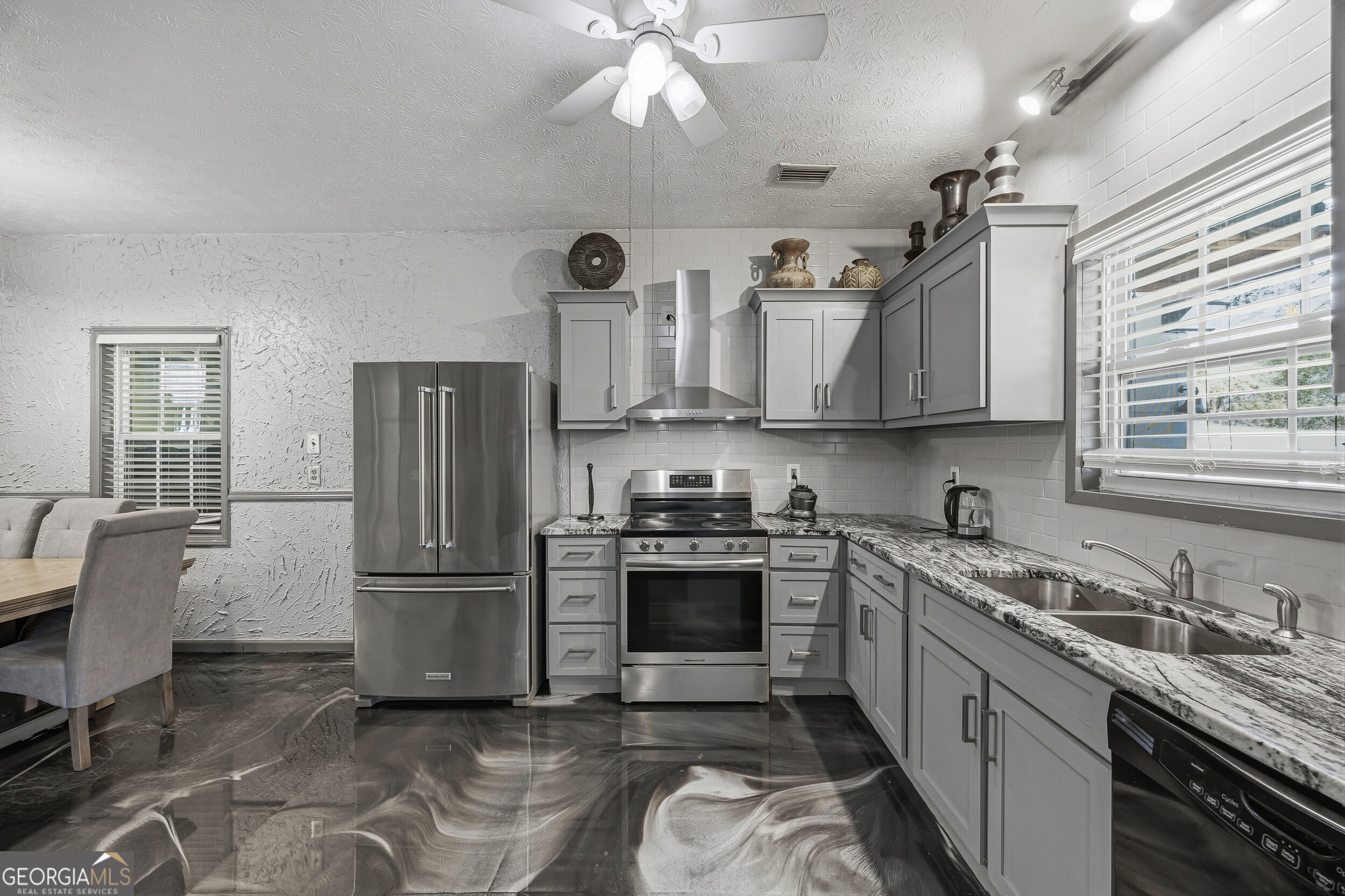 2633 W Regal Court Lawrenceville GA 30044