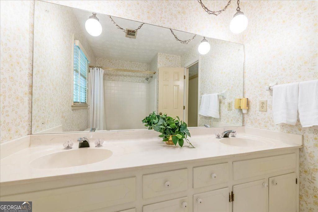 5103 Sandlewood Court Marietta GA 30068