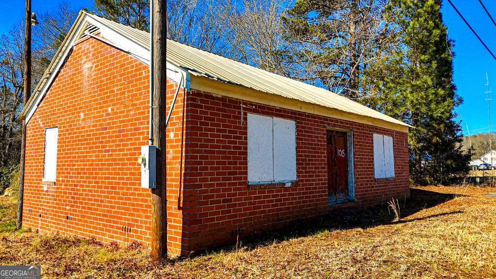 1013 Veterans Parkway Barnesville GA 30204