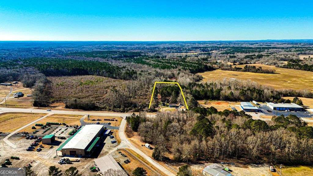 1013 Veterans Parkway Barnesville GA 30204