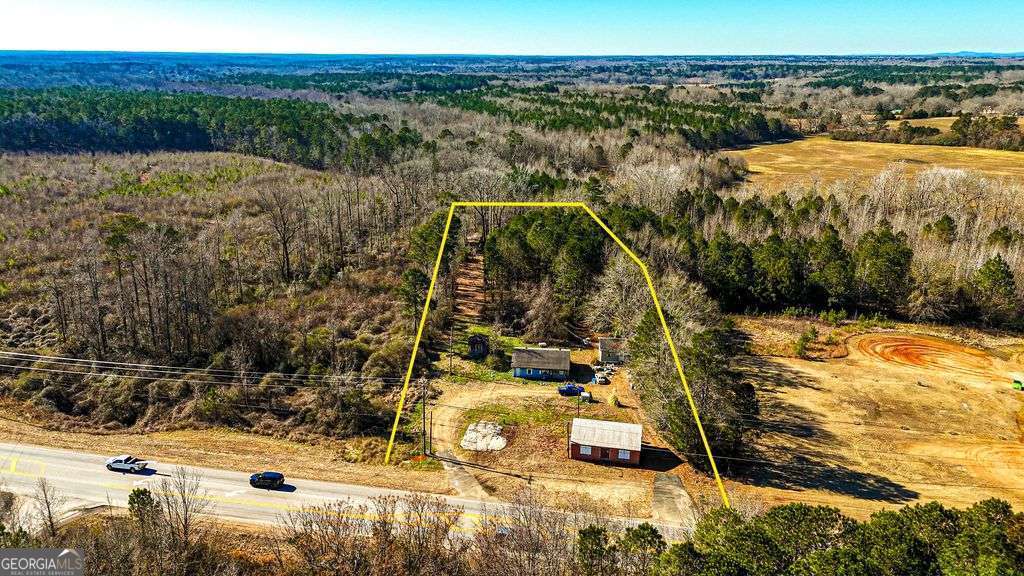 1013 Veterans Parkway Barnesville GA 30204