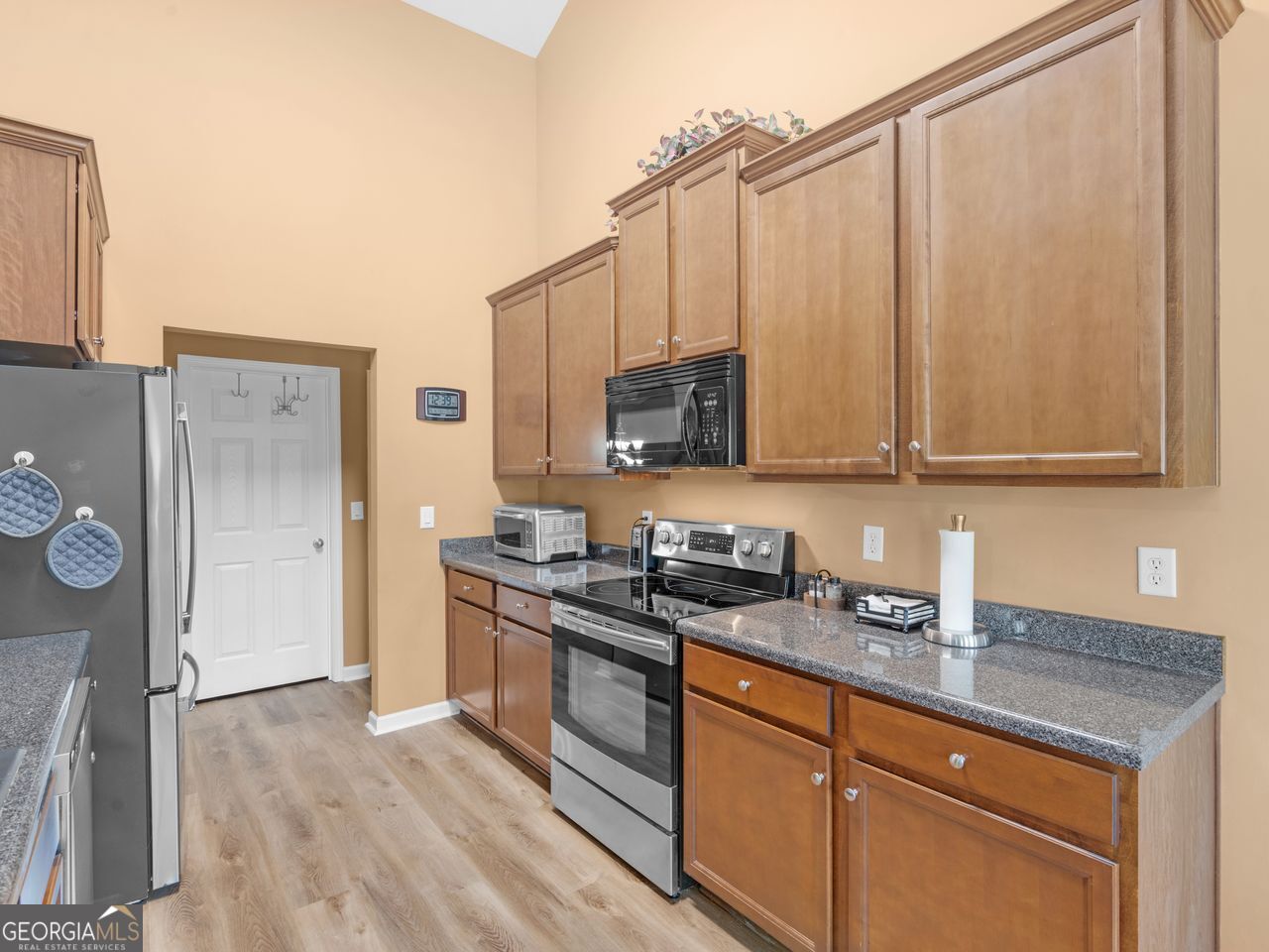 217 Happy Trail Locust Grove GA 30248