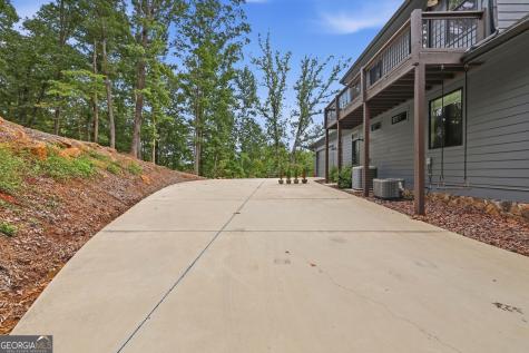 77 N. Shore Drive Cleveland GA 30528