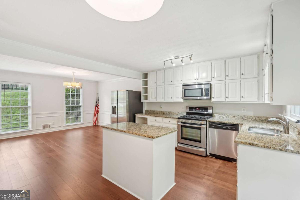2895 Shurburne Drive Alpharetta GA 30022