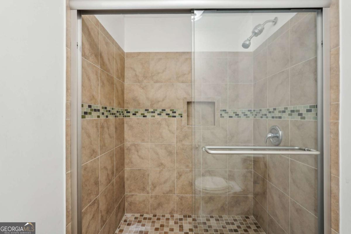 2895 Shurburne Drive Alpharetta GA 30022