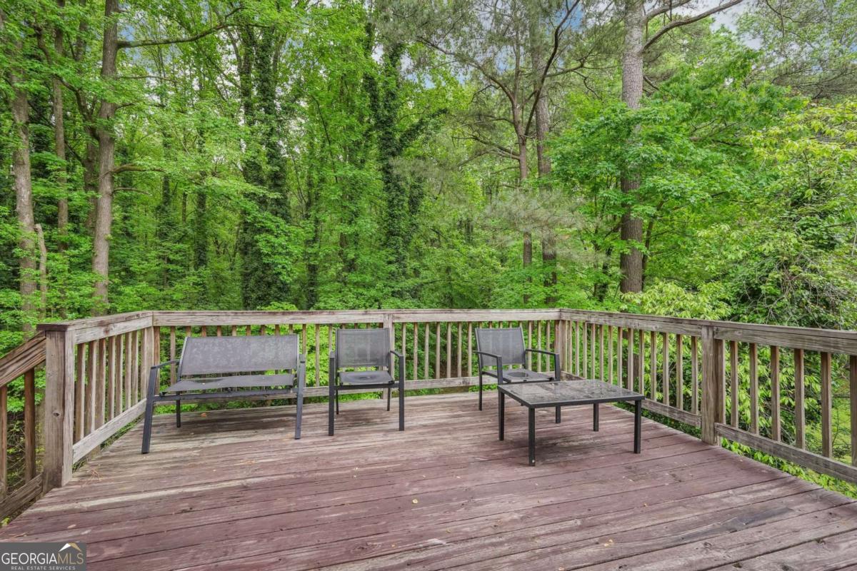 2895 Shurburne Drive Alpharetta GA 30022