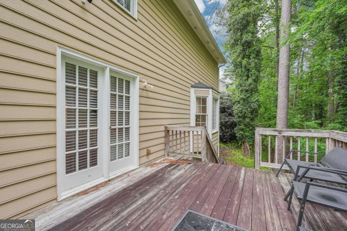 2895 Shurburne Drive Alpharetta GA 30022