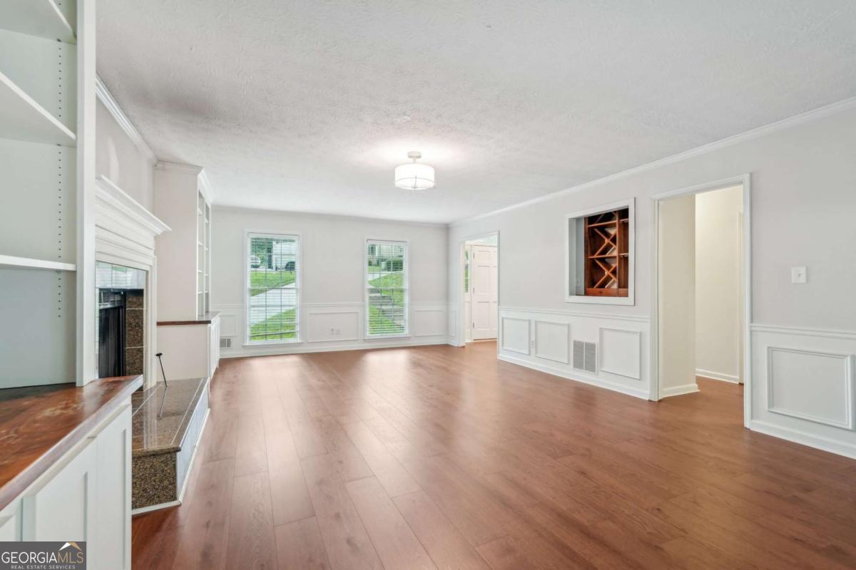 2895 Shurburne Drive Alpharetta GA 30022